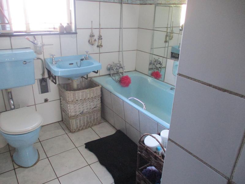 5 Bedroom Property for Sale in Uitsig Free State